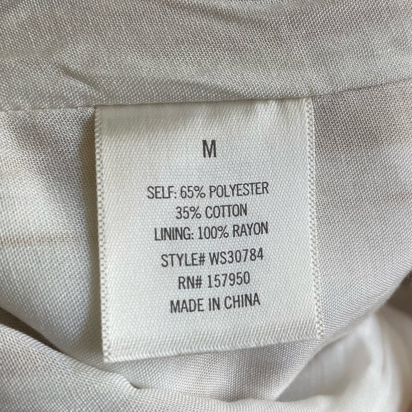 Alya white and tan striped high waisted tie front shorts size medium paperbag - Picture 4 of 7